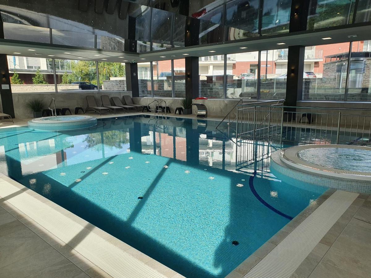 Apartament Szafir W Budynku Basenowym Morska Klifowa Реваль Екстер'єр фото
