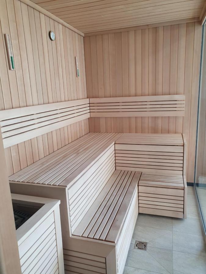 Apartament Szafir W Budynku Basenowym Morska Klifowa Реваль Екстер'єр фото
